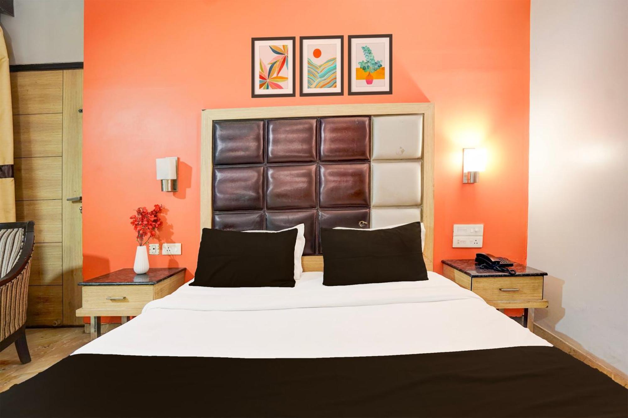 Super Townhouse Bani Park Formerly Aroma Residency Hotel Jaipur