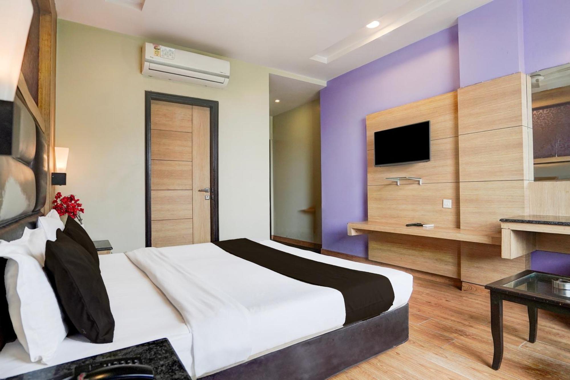 Super Townhouse Bani Park Formerly Aroma Residency Hotel Jaipur