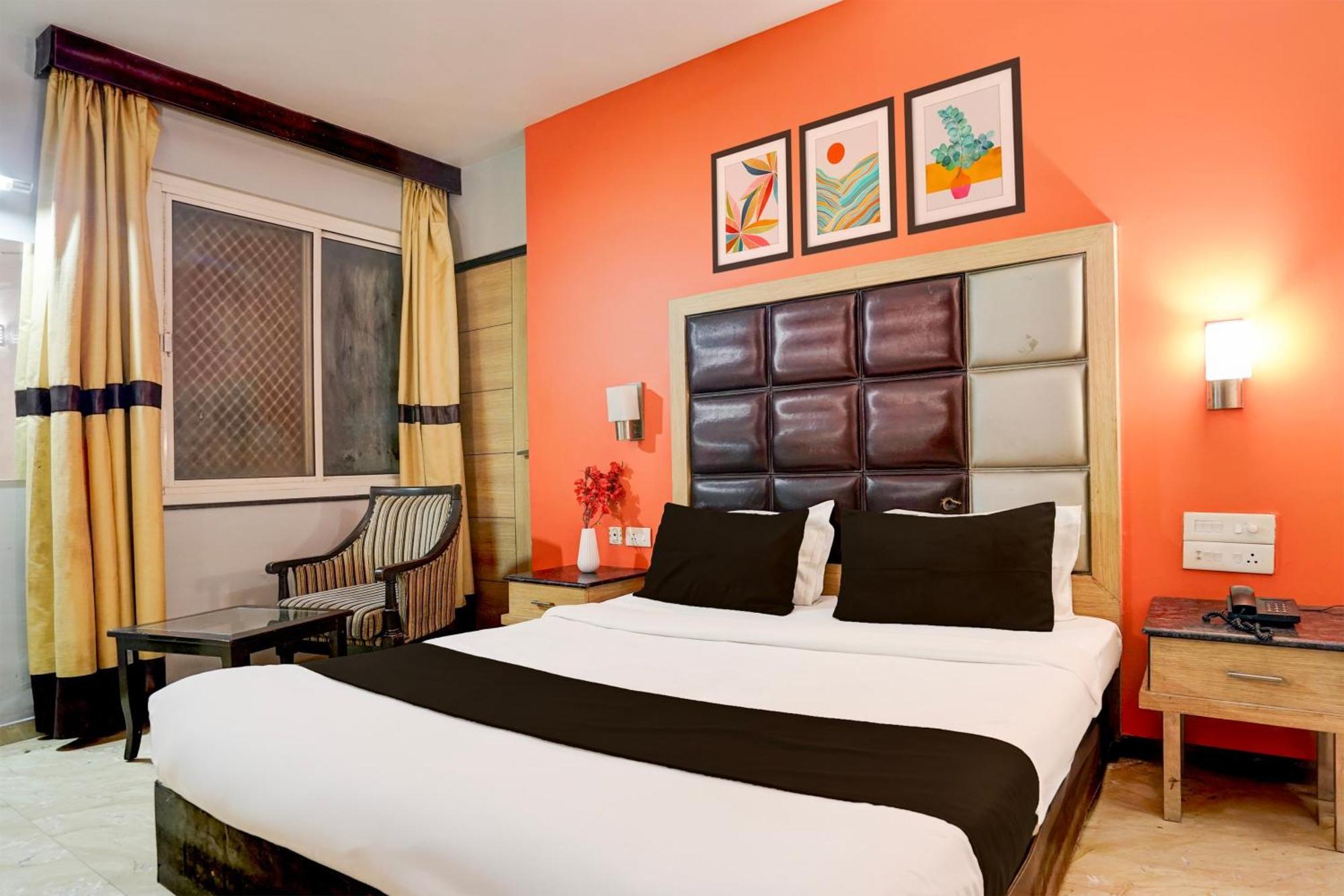 Super Townhouse Bani Park Formerly Aroma Residency Jaipur